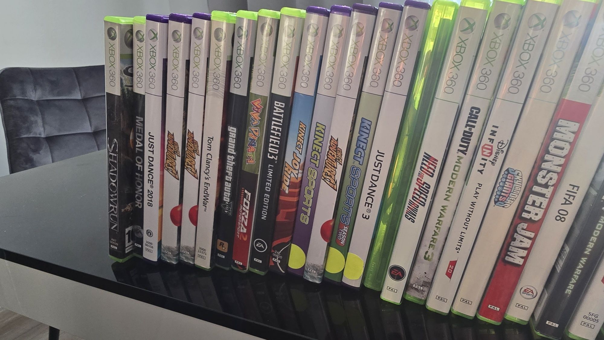 Sprzedam zestaw Xbox 360 + 50 gier