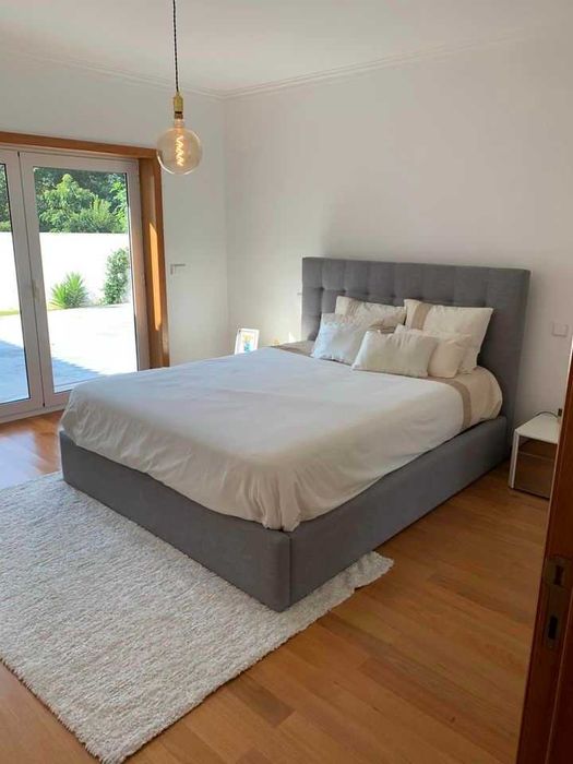 Camas de Casal Estofadas de Luxo 199€ Disp. em Várias Cores! 190x140m!