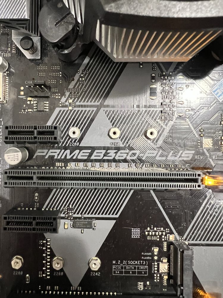 Материнська плата Asus Prime B360-Plus