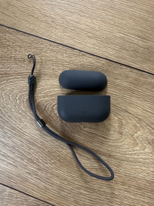 Oryginalne słuchawki Apple Airpods 2nd gen + etui Uniq