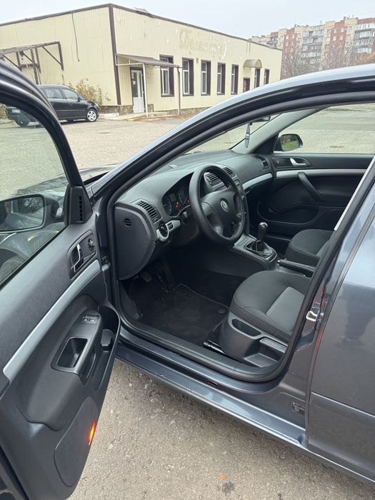 Skoda Octavia A5 2009р 1,9tdi механіка в супер стані, рідний пробіг