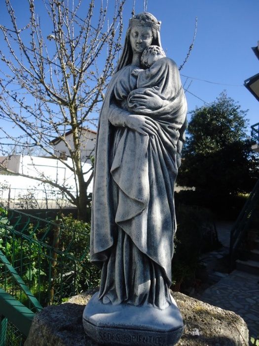 Nossa Senhora com o Menino (Sedes Sapientiae)