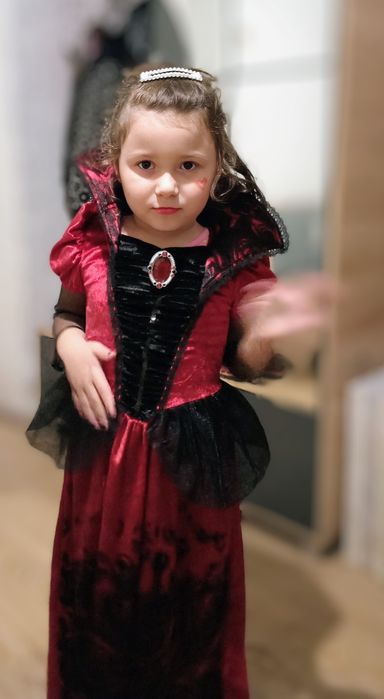 Сукня на Хеллоуїн