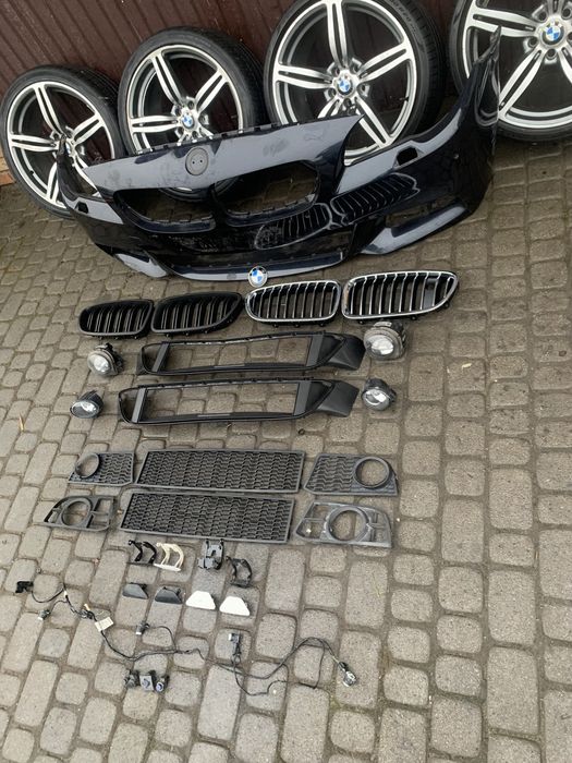 BMW F10 F11 M paket бампер решотка заглушка кронштейн партроник туманк
