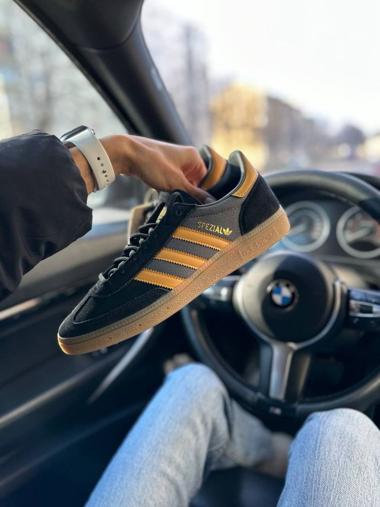 Оригінальні чоловічі кросівки Adidas Handball Spezial IF9528