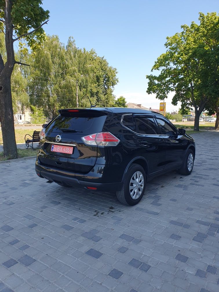 Nissan Rogue 2016p 2.5