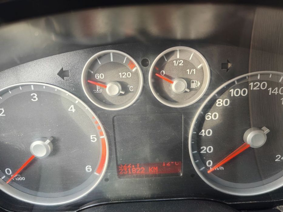 Продам авто, один власник, деталі уточнюйте