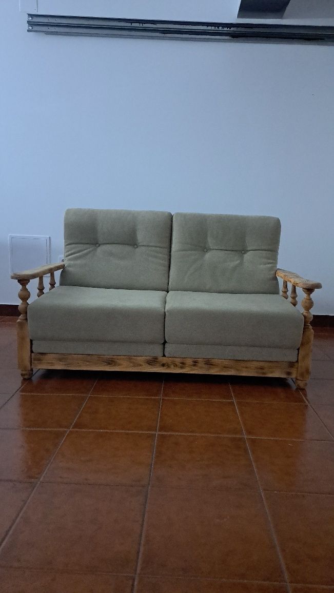 Vendo sofá cama 2 lugares // Redução de preço