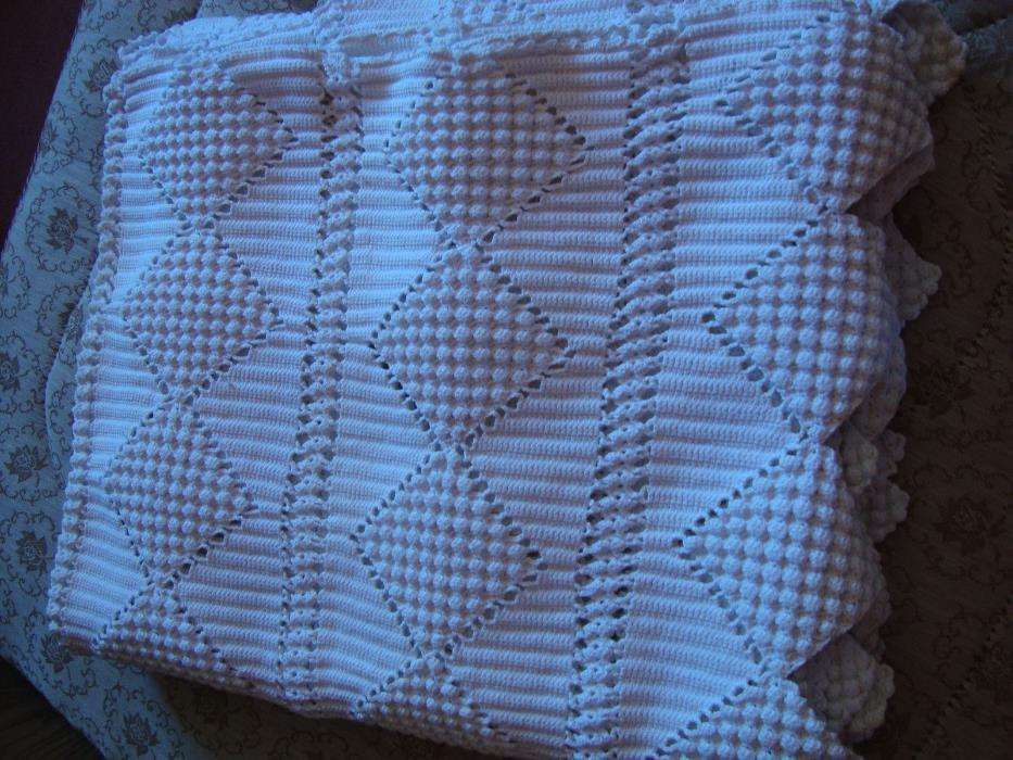 Colcha de renda crochet feita à mão NOVA