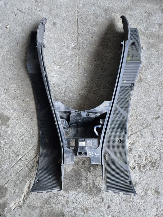 Podłoga Yamaha Majesty 125