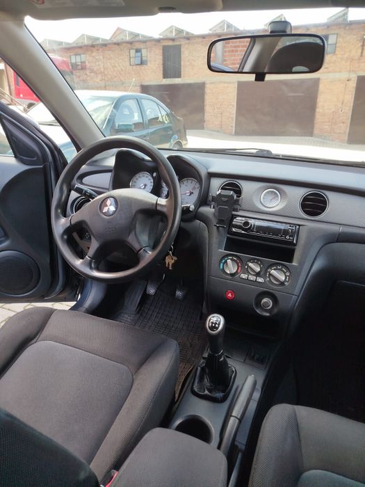 Mitsubishi Outlander 2,0 LPG, benzyna