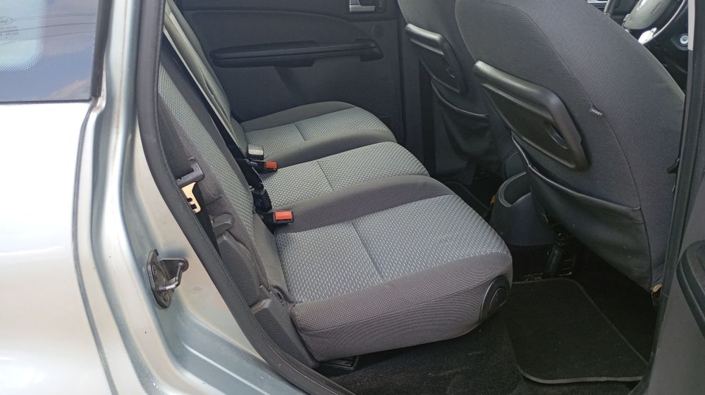 Ford C-Max 1.6 benzyna w dobrym stanie