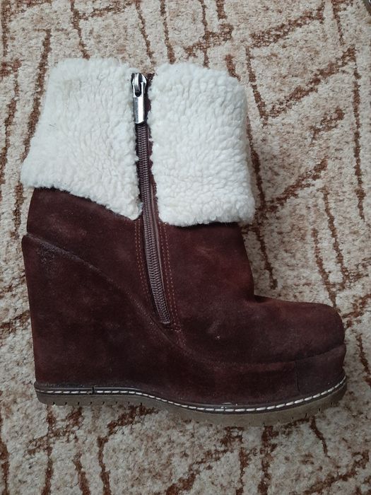 Чоботи жіночі натуральний замш