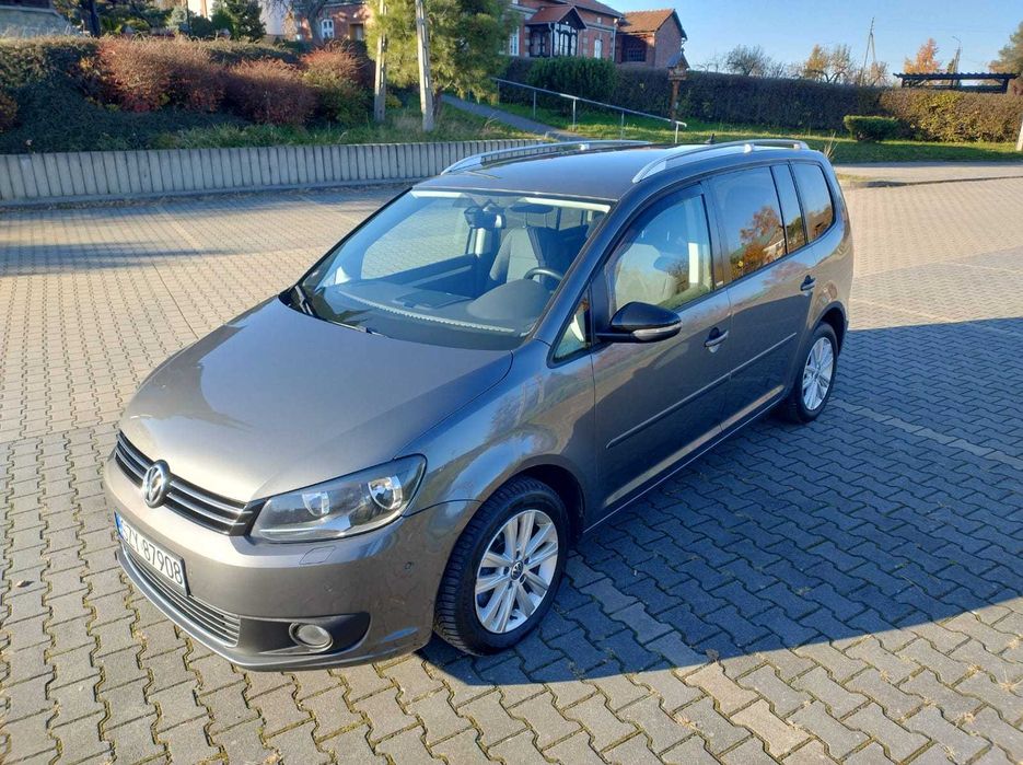 Volkswagen Touran 2.0 TDI 140 KM CR wersja STYLE 7 osobowy HAK Webasto