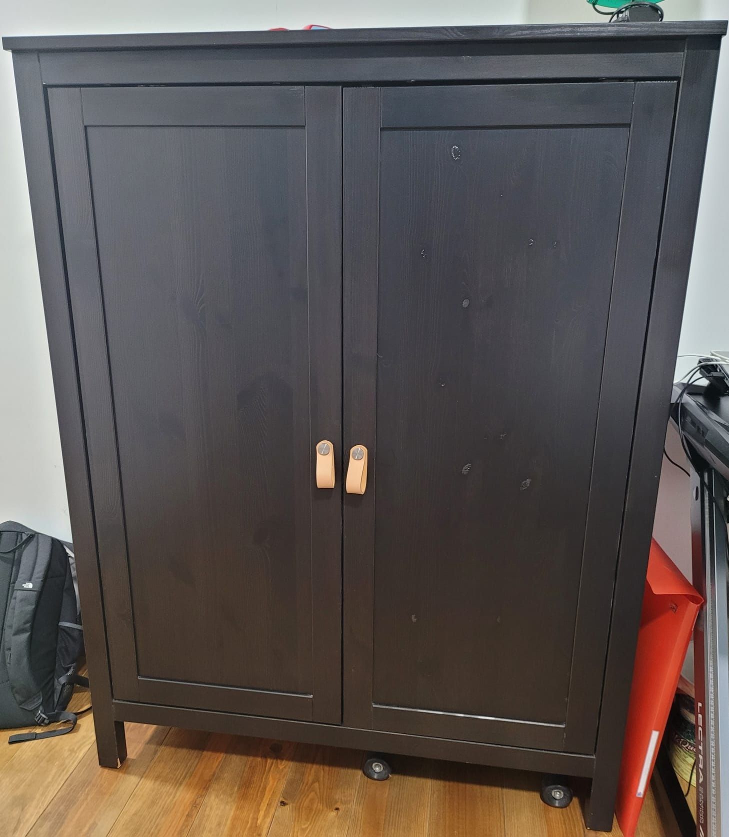 Estante IKEA preta