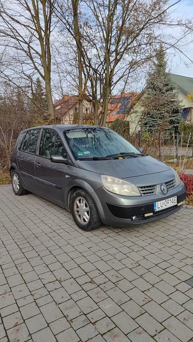 Renault Scenik II 2005r