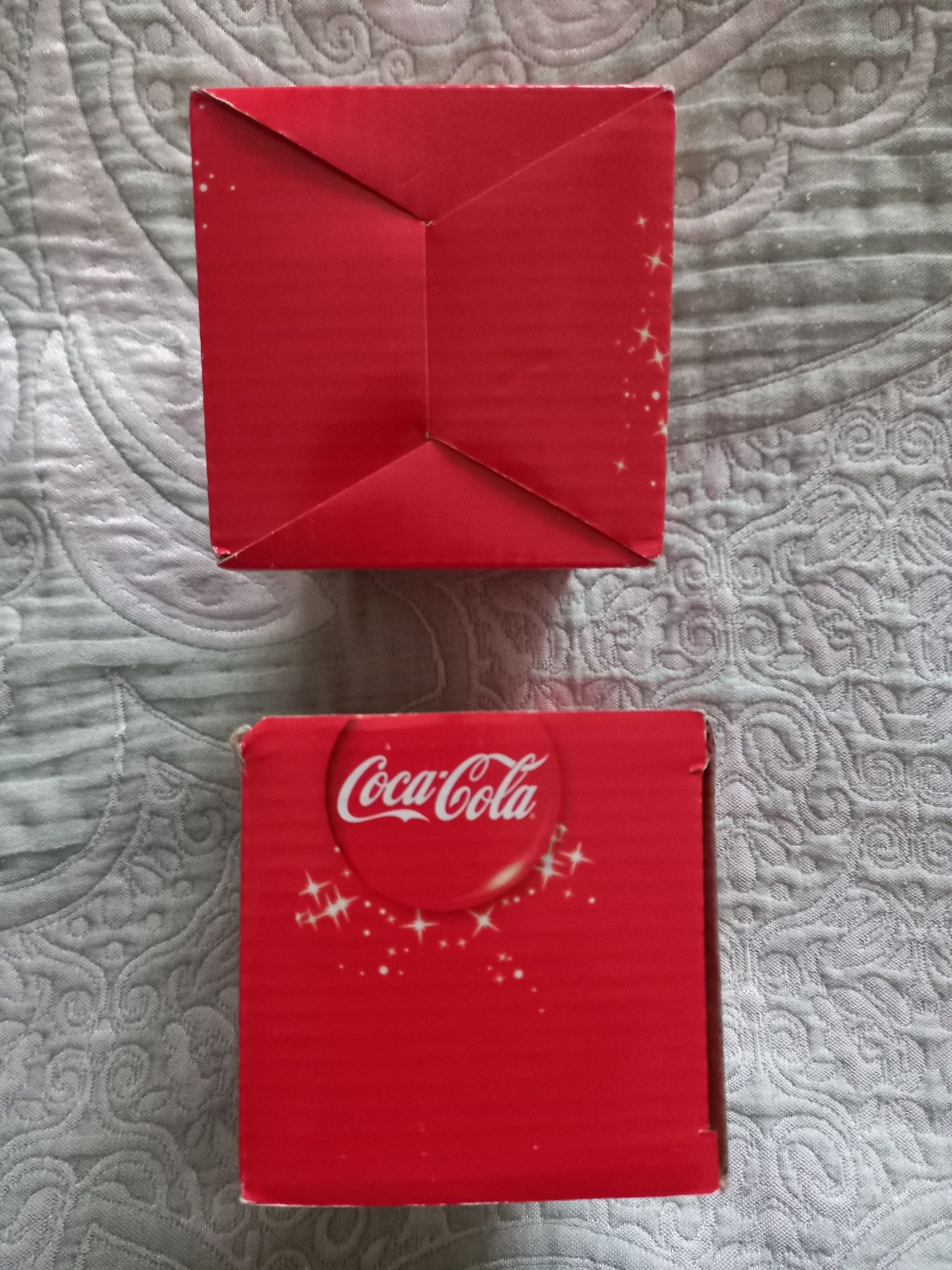 Новогодняя гирлянда Coca-Cola.