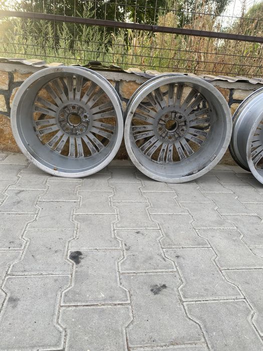 Диски 5/120 р 18 ширина 8 дюймів ет 42