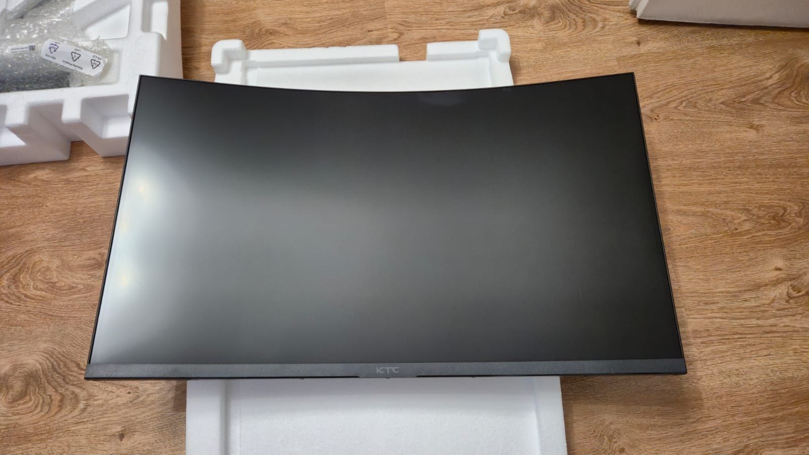 Monitor KTC 32 Całe