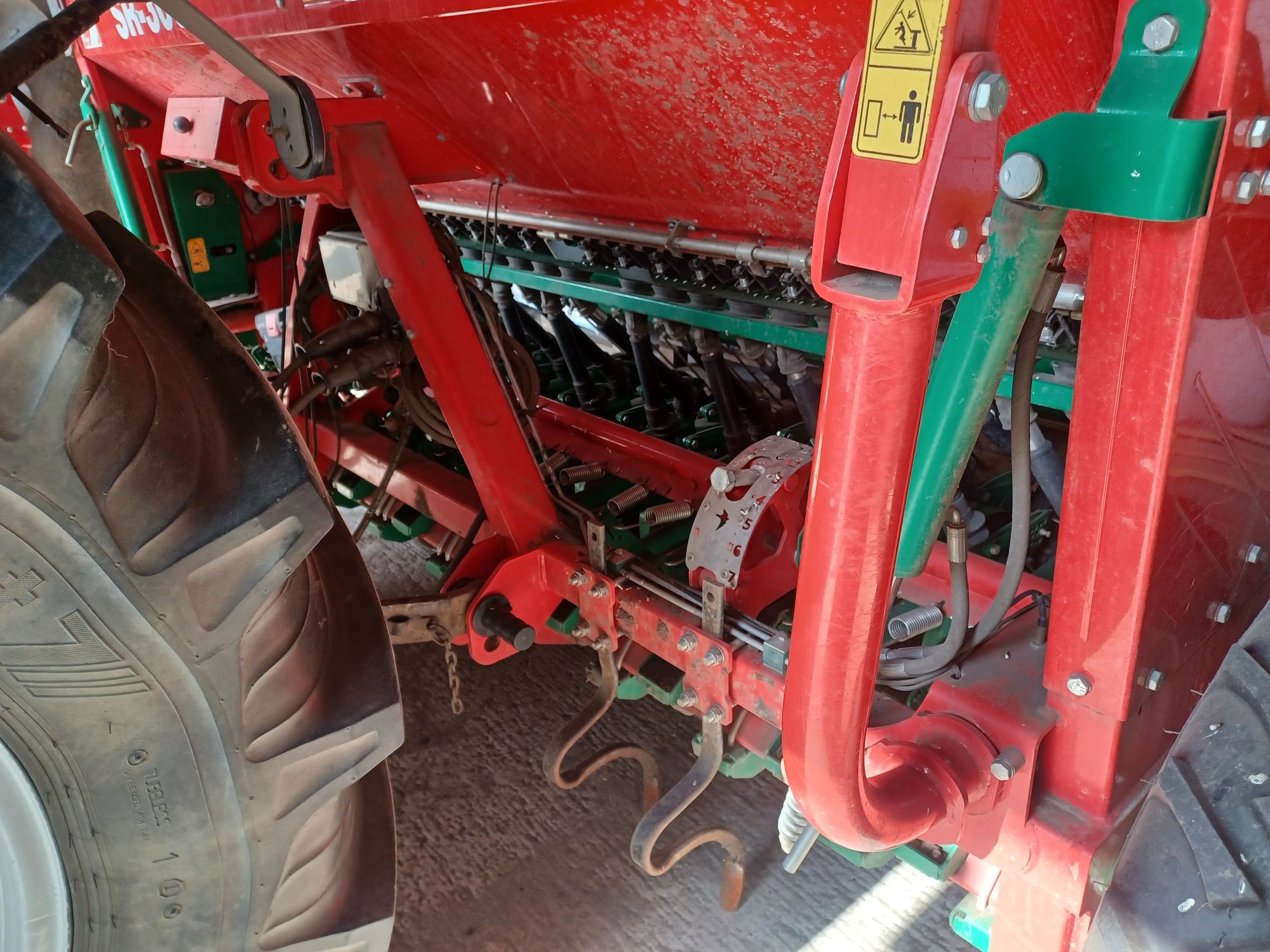 Siewnik talerzowy Agro-Masz SR300