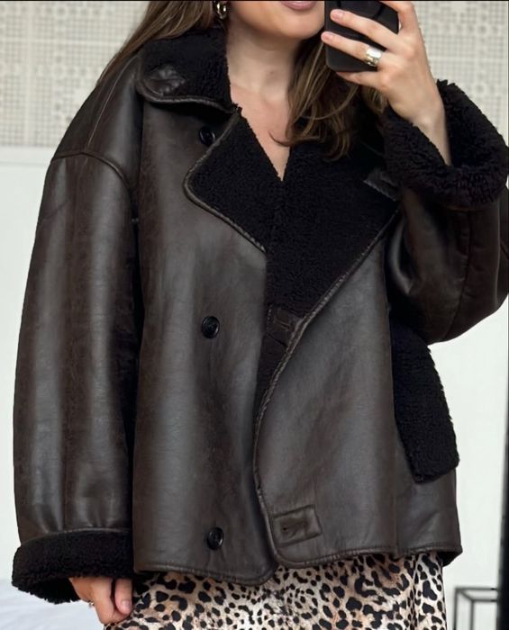 Стильна тепла дублянка оверсайз шоколадна