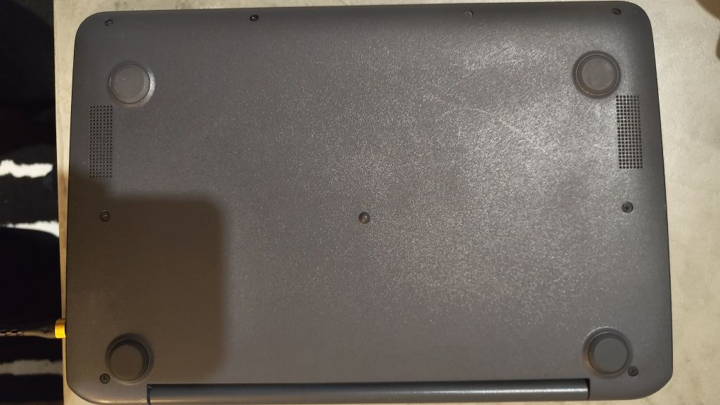 Używany chromebook 11 G6 HP AMD A4-9120C 4gb ram