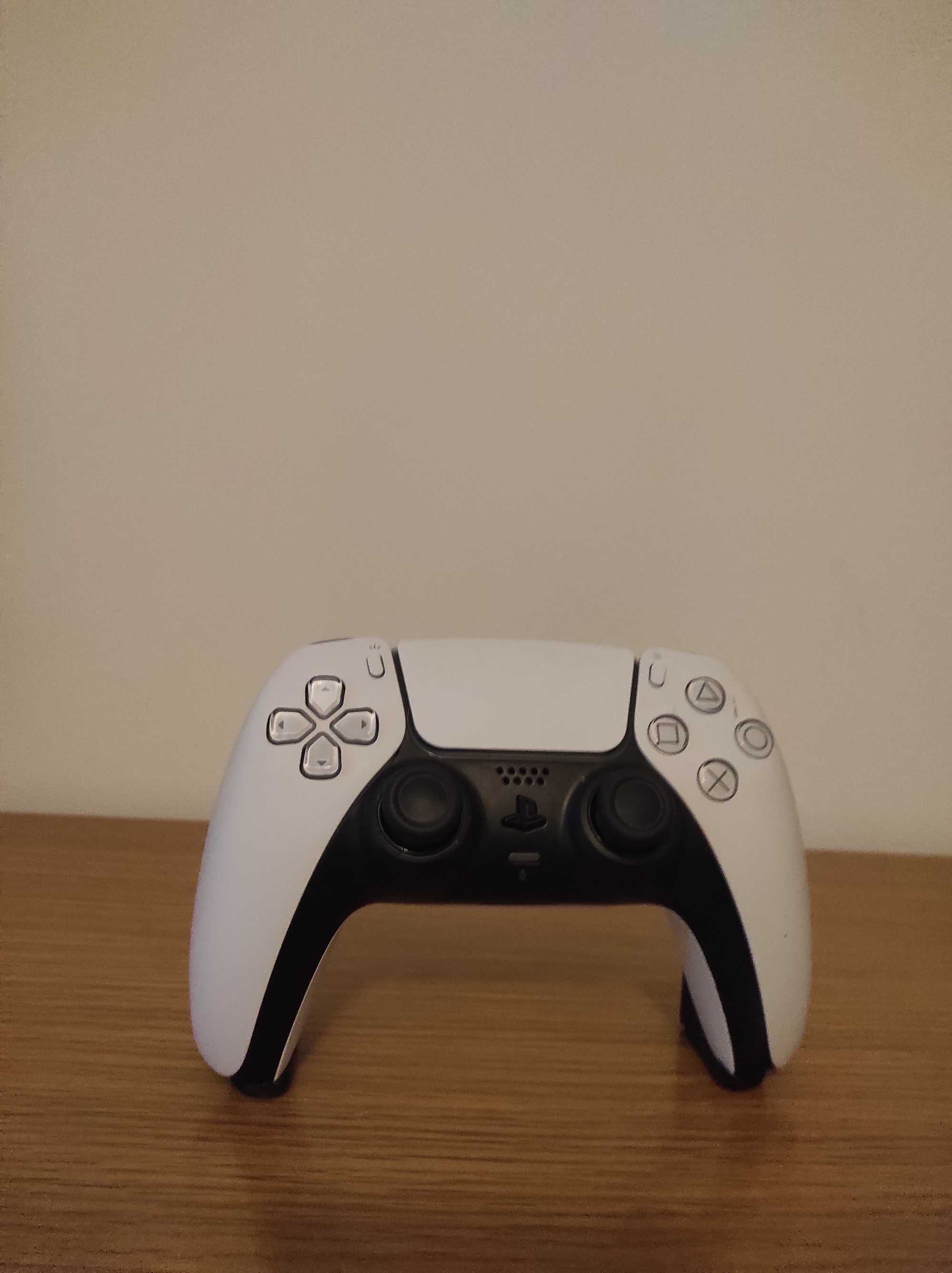 Suporte para Comando PS5 DualSense – Organização e Estilo no Seu Setup