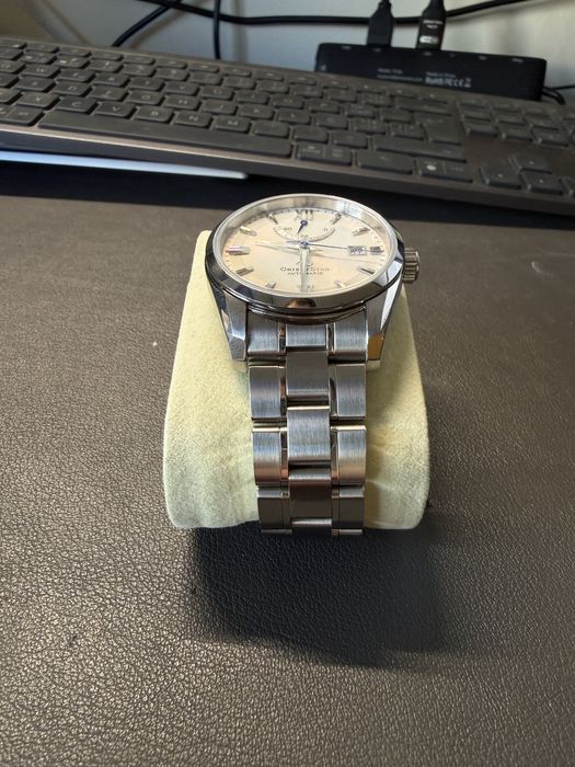 Relógio Orient Star RE-AU0006S00B