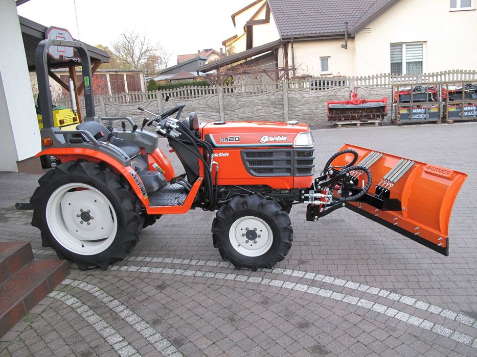 Mini Traktorek Kubota GB20 4X4 20KM Wspomaganie Mały Ogrodniczy