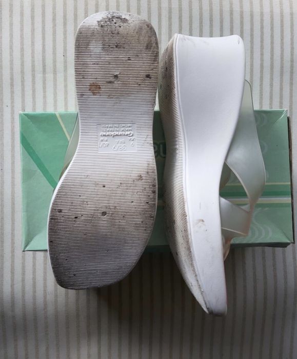 Шлепанцы женские Grendha