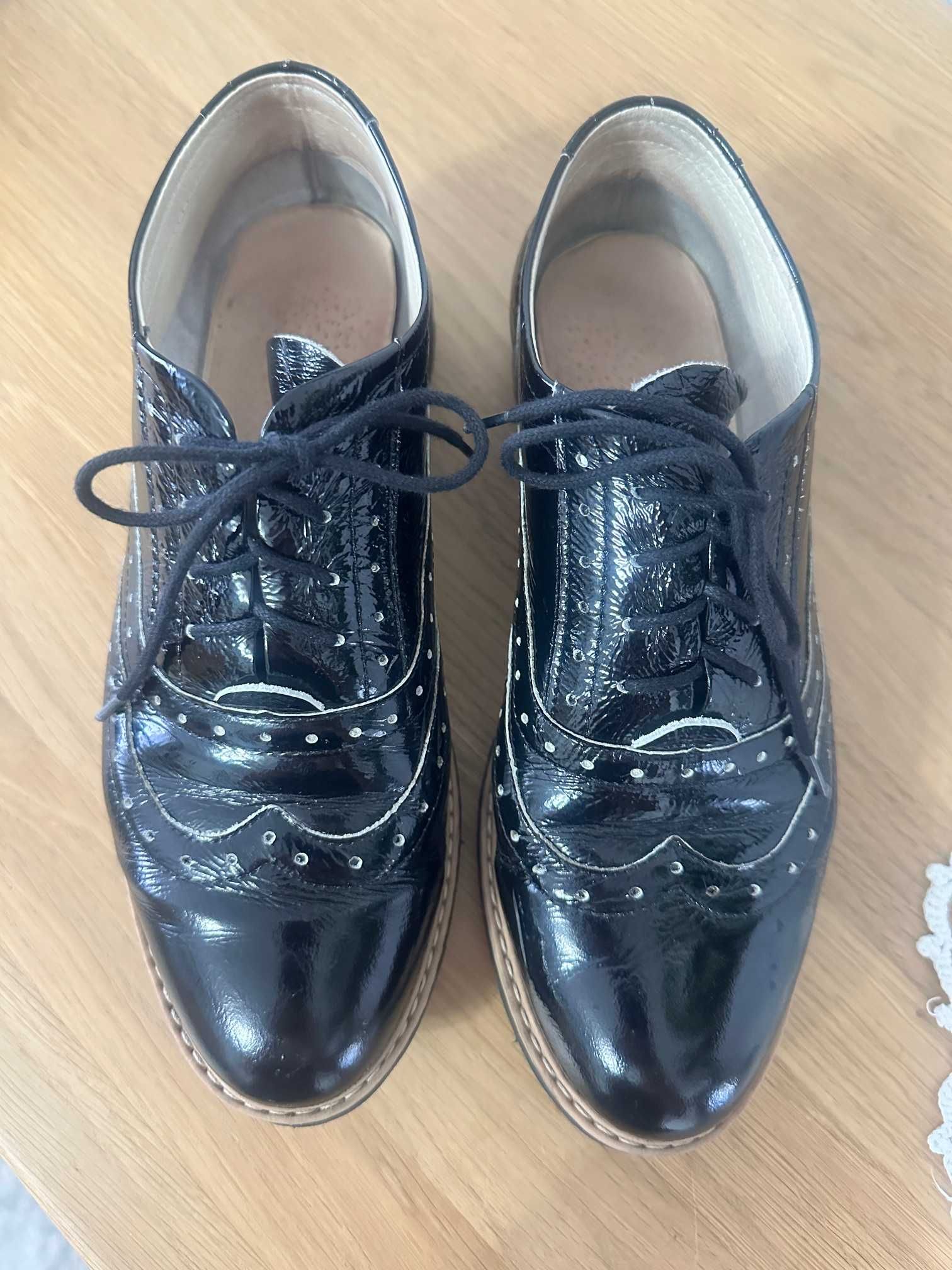 Półbuty oksfordki Zapato