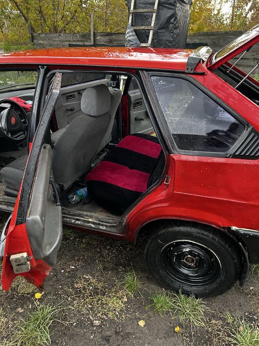 Авто  ВАЗ  21093