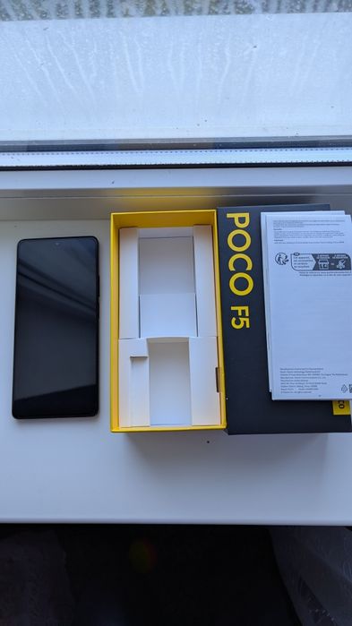 Потужний телефон  РОСО F5 12/256 в стані нового