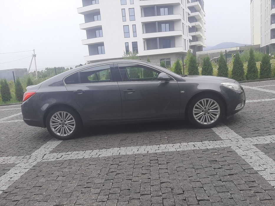 Опель Інсігнія 2012р,2,0д