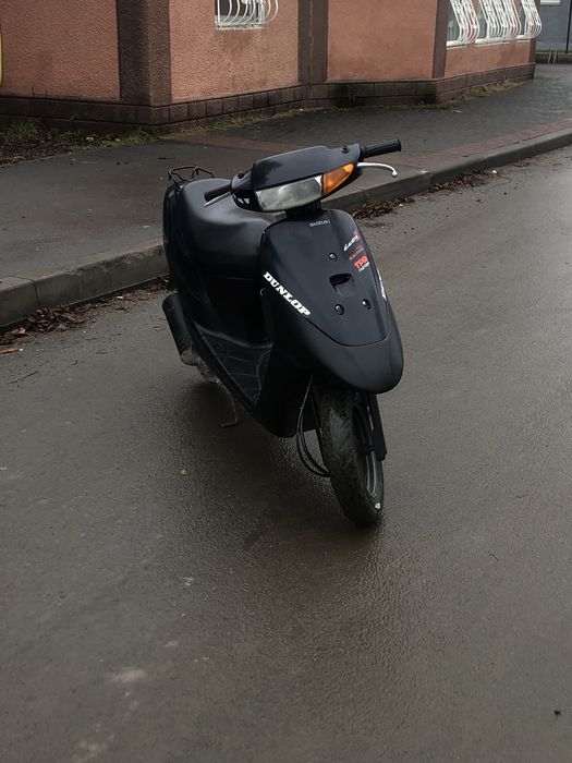 Скутер Suzuki lets 2 old