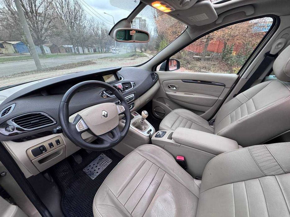 Renault Scenic 2011 1.6dci BOSE Мкпп-6