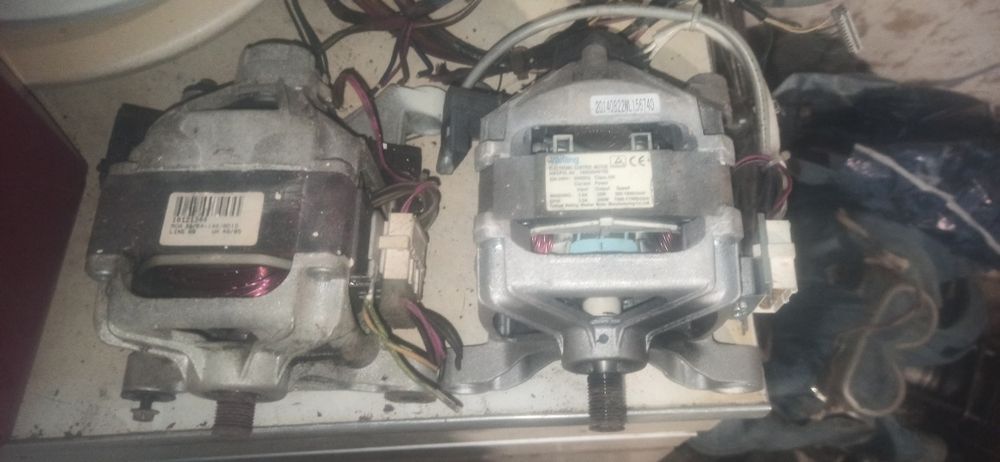 Мотор для Стиральной машинки indezit