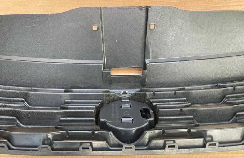 grelha frontal VW T-ROC . fase 1