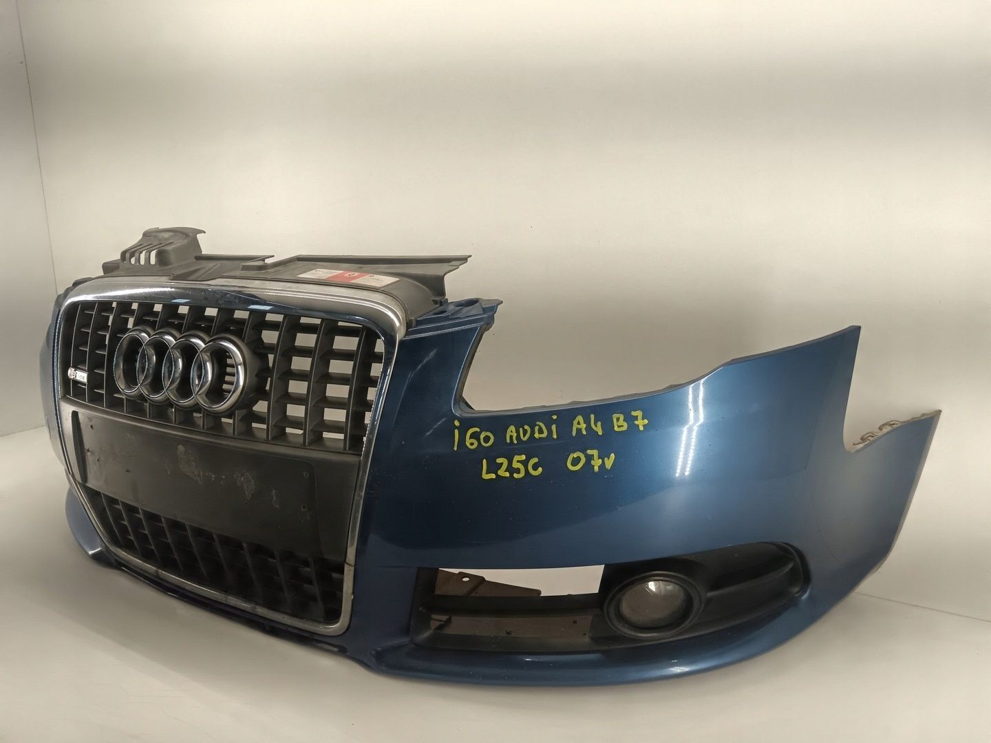 ZDERZAK PRZEDNI PRZÓD GRILL AUDI A4 B7 S-LINE 04-08 LZ5C