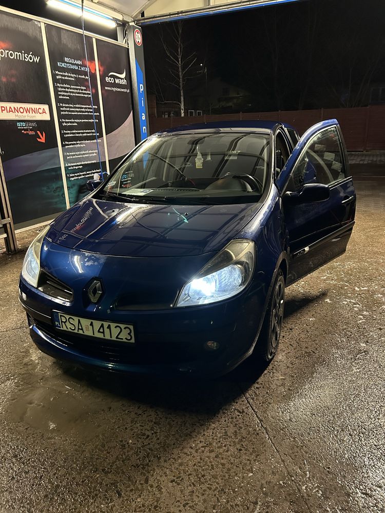 Samochód osobowy renault Clio 3