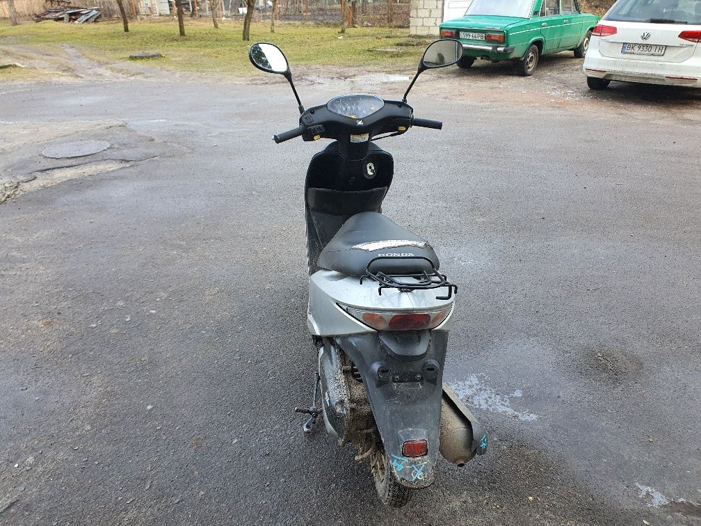 Продам скутер honda dio 64