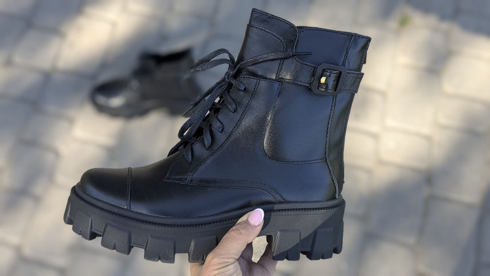 Черевики шкіряні жіночі нові 36-40р на флісі легесенькі ботинки деми