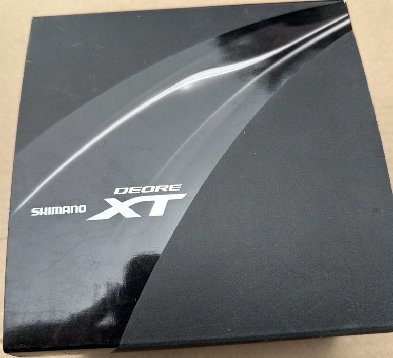 Nowa manetka Shimano XT SL-M8000-R 11s Obejma prawa