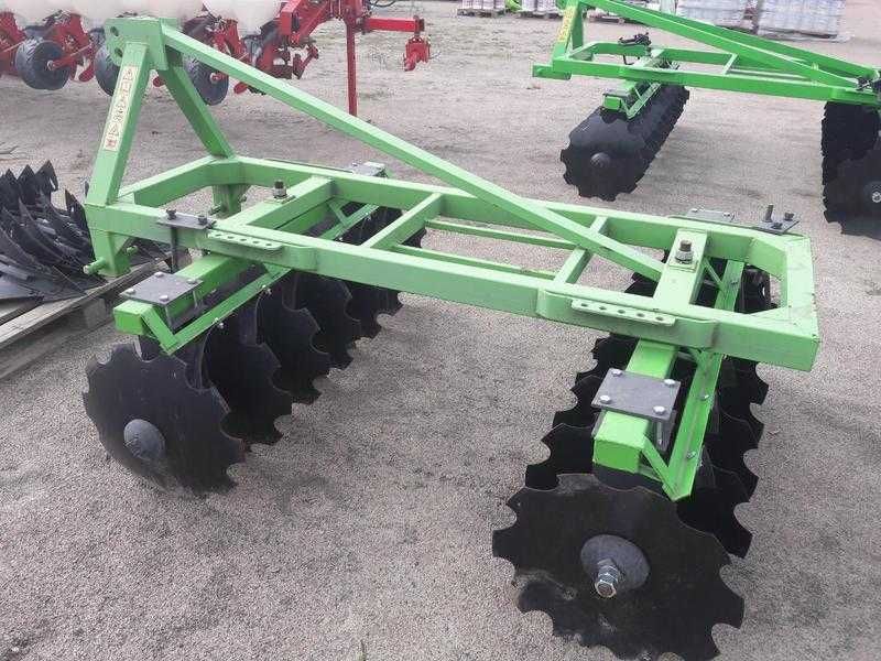 Дискова борона. Диски. Діскова. Борони