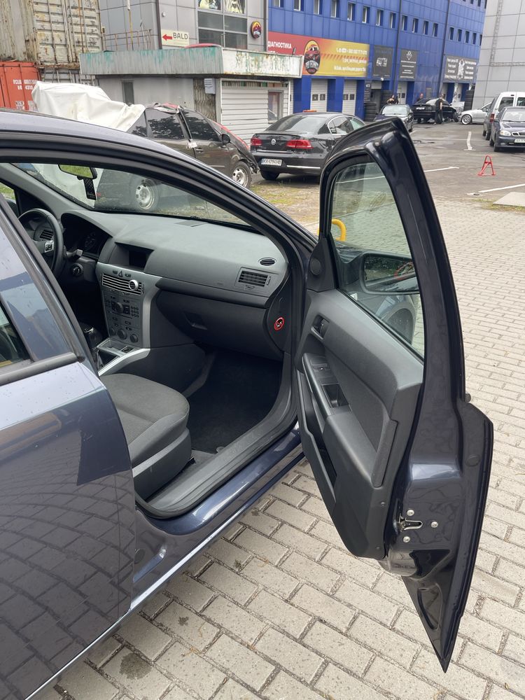 Продам авто Opel Astra H