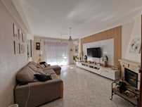 Apartamento Belas Arrendar