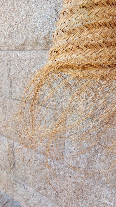 Abajur em palha Novo