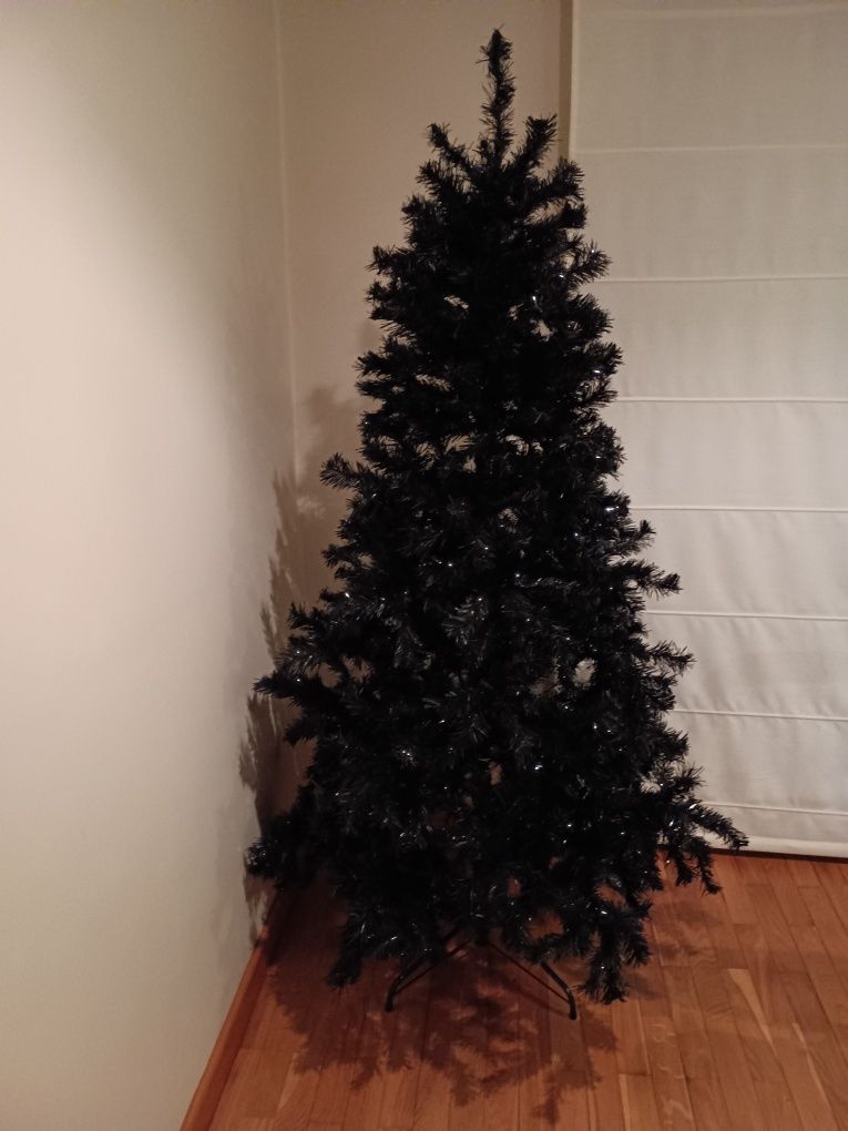Árvore de natal com 600 ramos de 1,80