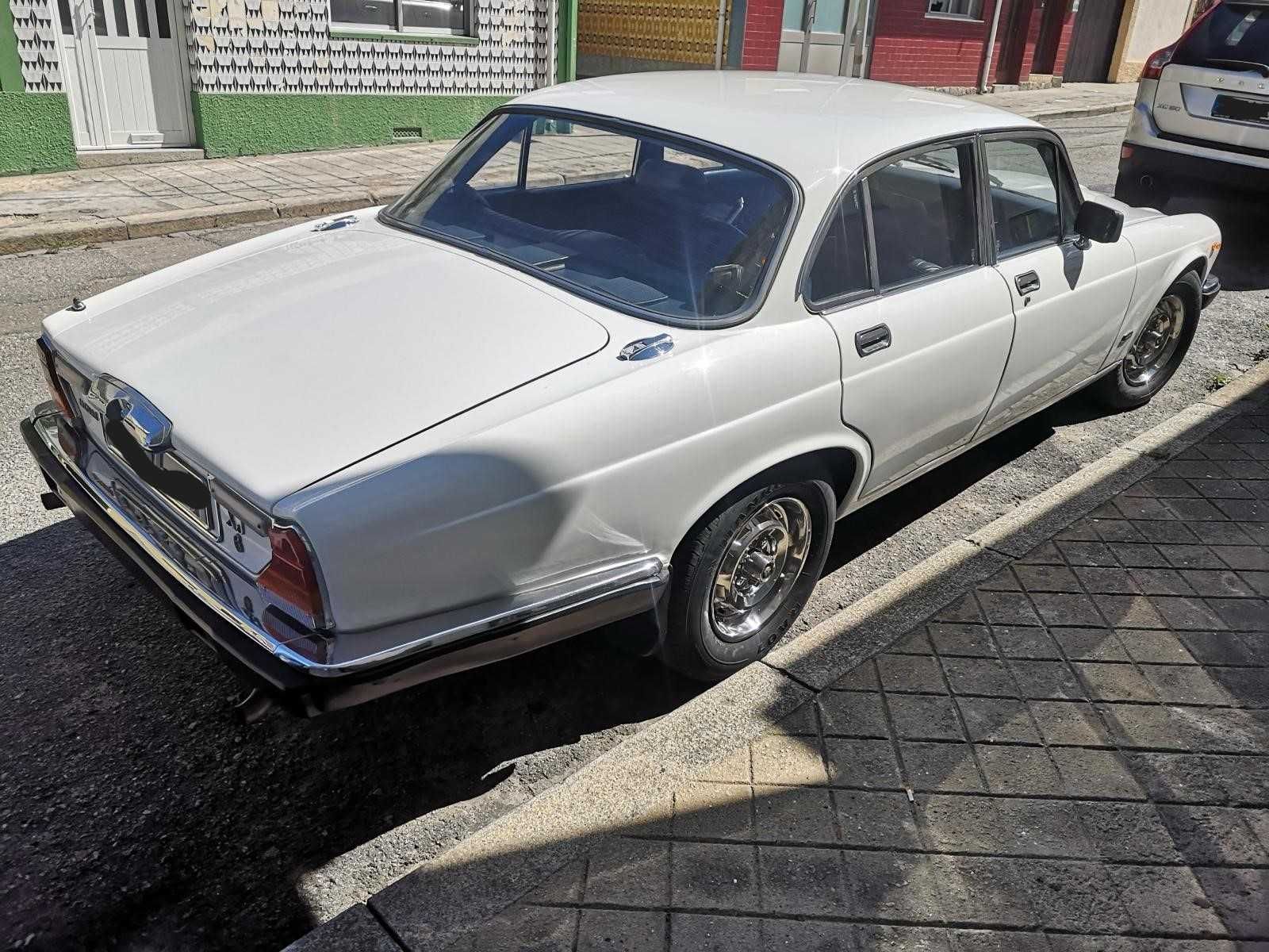 JAGUAR XJ6 de 1975