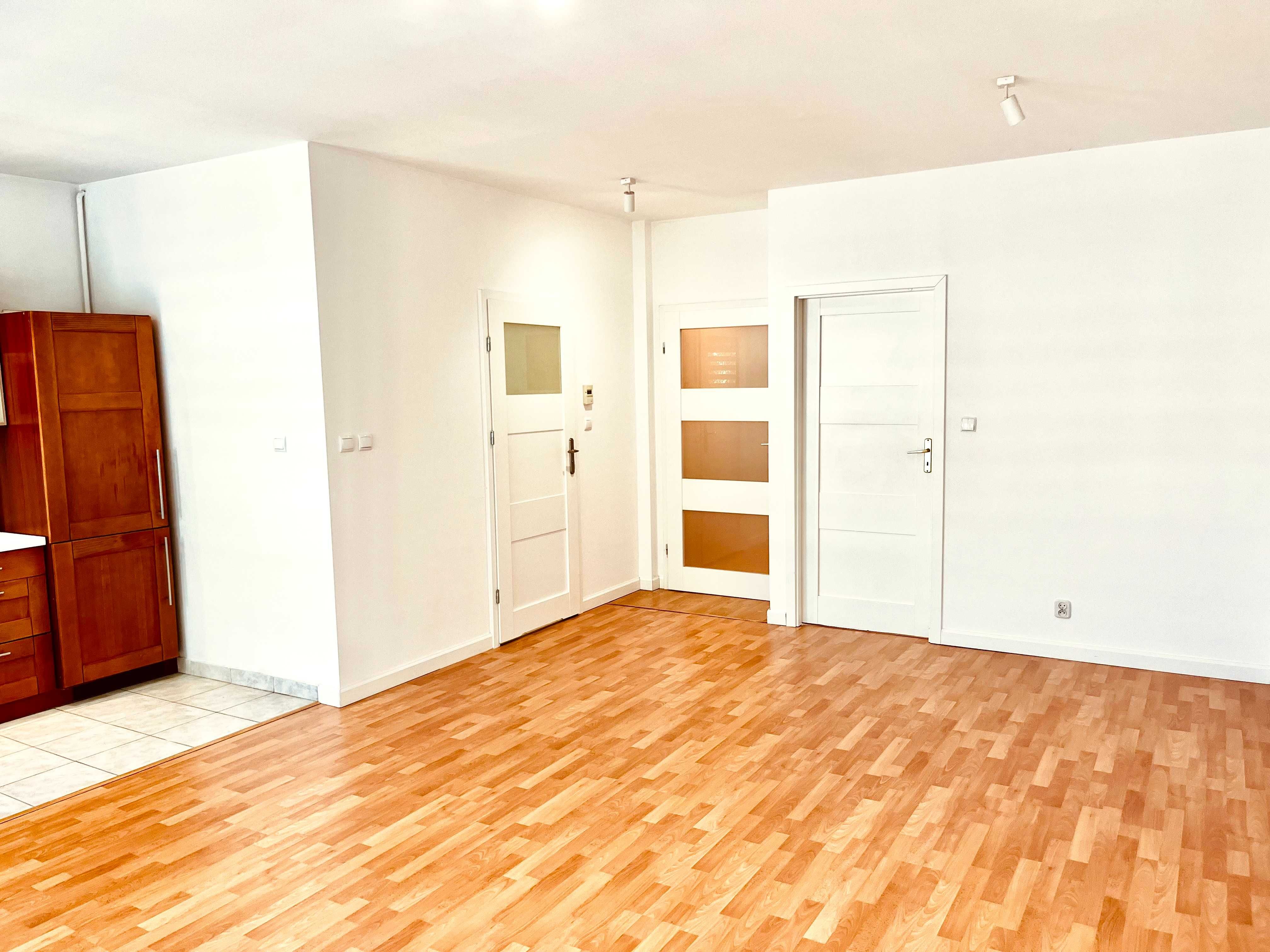 Mieszkanie do wynajęcia 50m z balkonem.